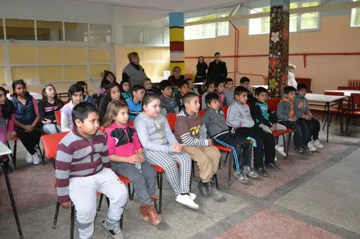 Meeting the youngest children in the school in Spasovo