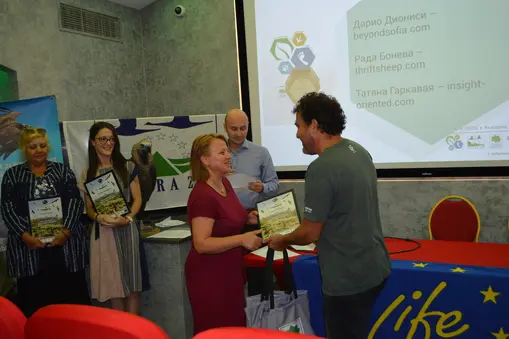 Awarding with a certificate and a plaque within "Bright Future for Black Vulture" project